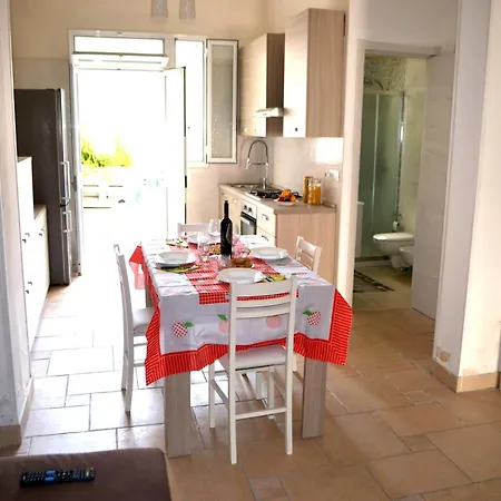 Wabi Two-room On The Ground Floor 350 Meters From The Lungomare Matteotti In Holiday home