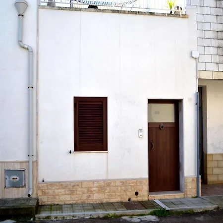 Holiday home Wabi Two-room On The Ground Floor 350 Meters From The Lungomare Matteotti In