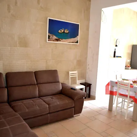 Wabi Two-room On The Ground Floor 350 Meters From The Lungomare Matteotti In Holiday home